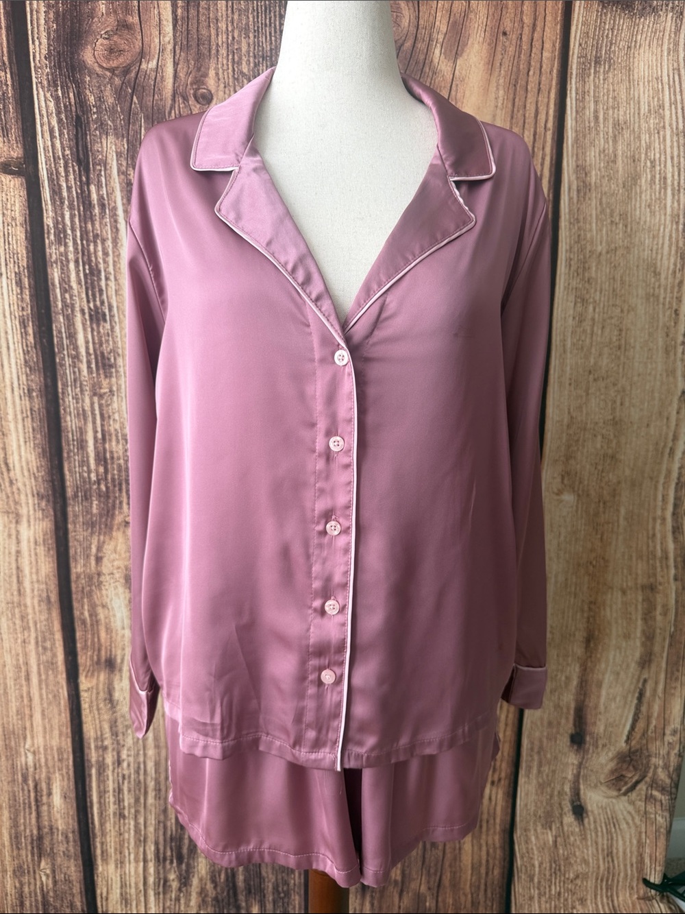 Auden Satin Pajama Set in Mauve with White Piping